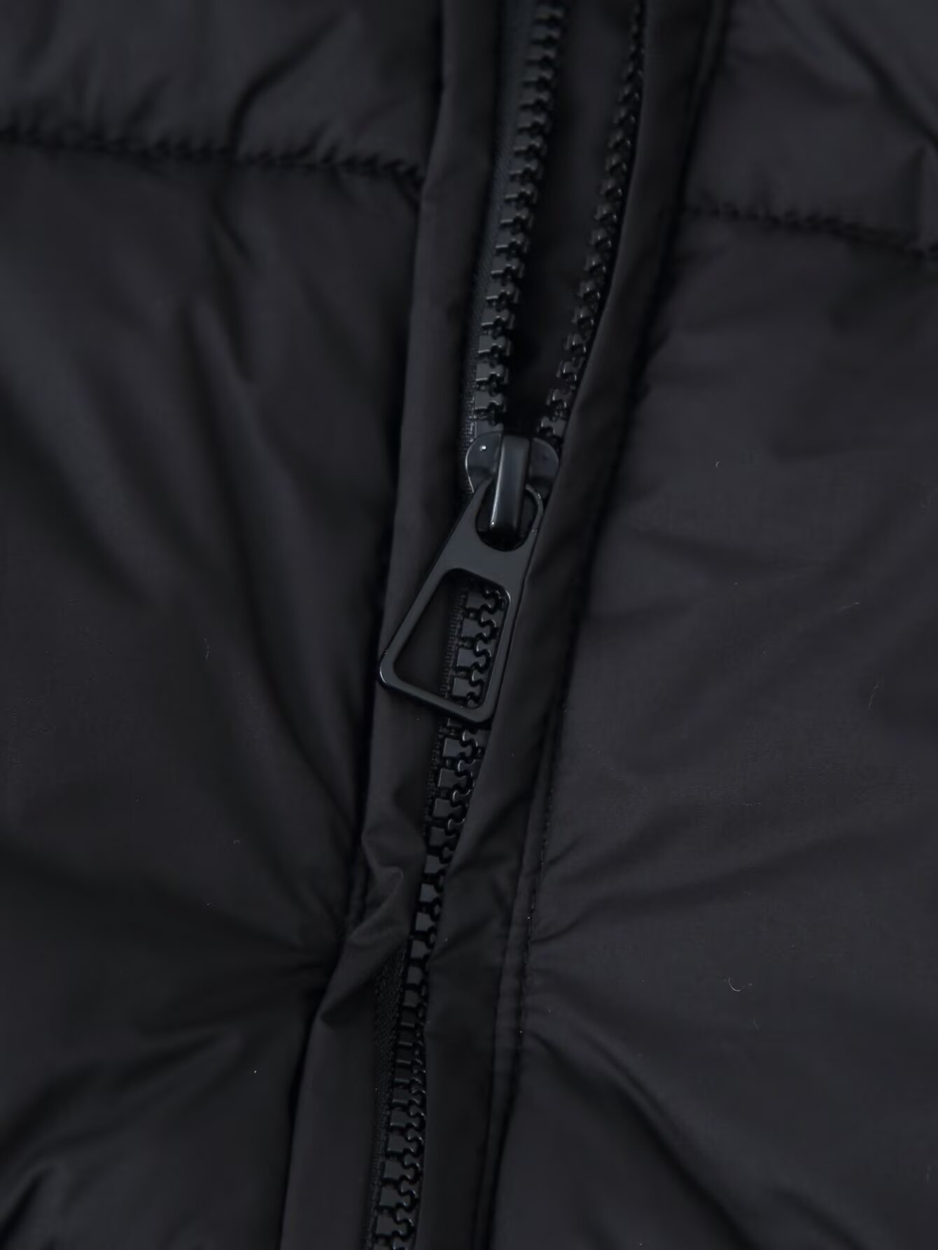 Simple Versatile Loose-fitting Padded Coat With A Hood Simple Versatile Loose-fitting Padded Coat With A Hood