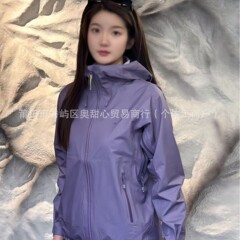 莆田高配凯乐家男女款户外登山服防水透气接缝压胶冲锋衣