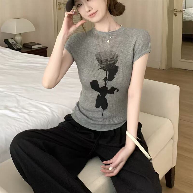 Korean-Style Round-Neck Short-Sleeve Knit Top for Women, 2026 Summer New Unique Rose Print Slim-Fit Flutter Sleeve Blouse Korean-Style Round-Neck Short-Sleeve Knit Top for Women, 2026 Summer New Unique Rose Print Slim-Fit Flutter Sleeve Blouse