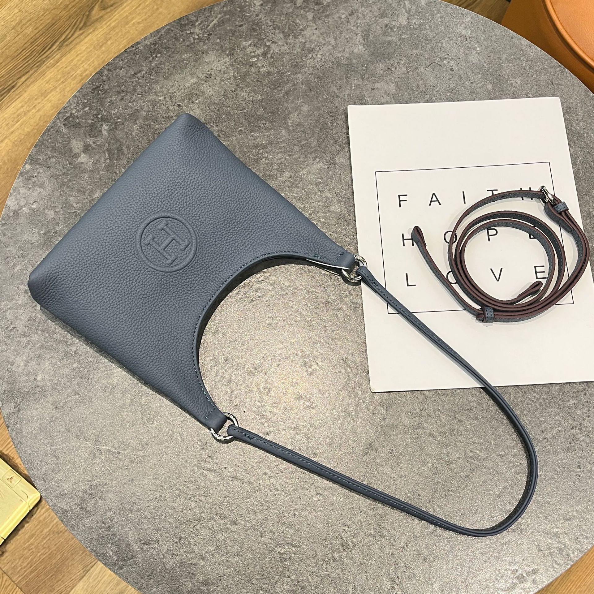 New Korean Style Crescent Bag Genuine Leather Underarm Bag Crossbody Shoulder Bag Minimalist Niche Commuter Handbag For Women - Thumbnail 6