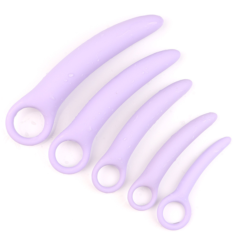 Crescent-Shaped Silicone Anal Plug, Pink Manual Training Toy — detail image 5