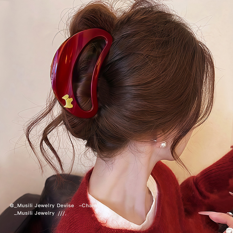 07_安可拉红镂空椭圆抓夹-11cm