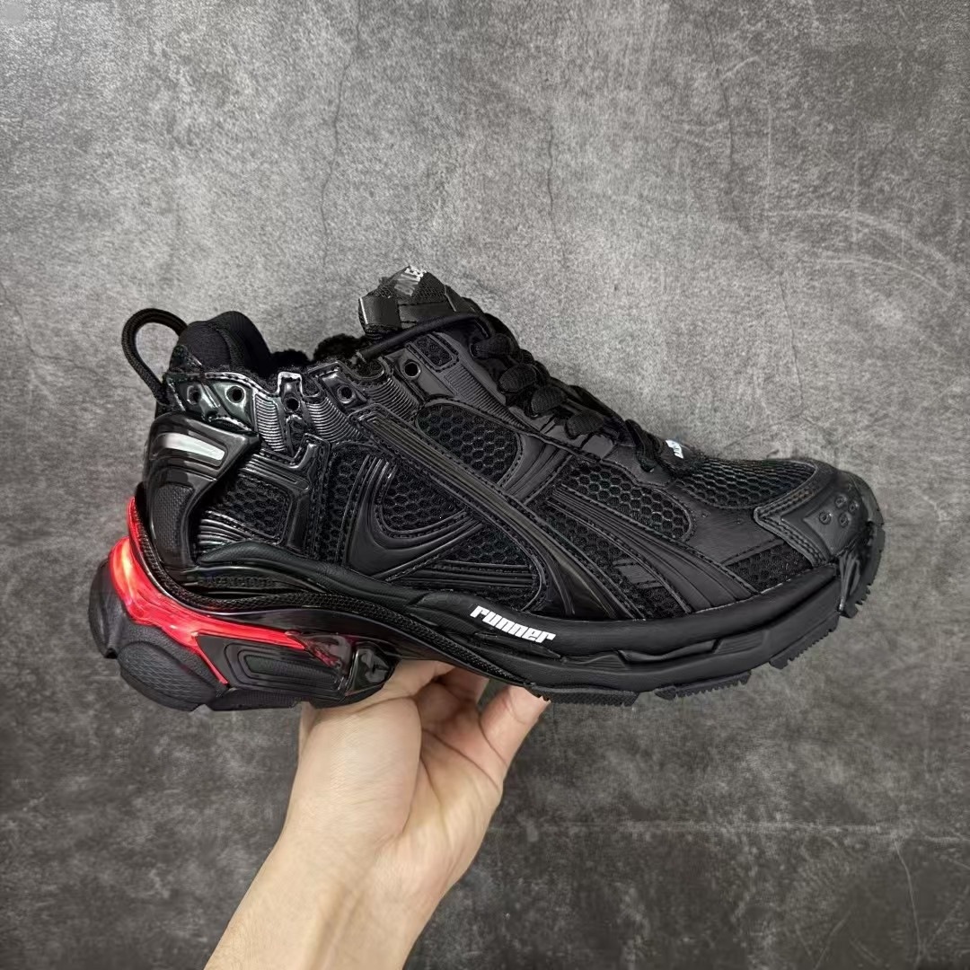 Balenciaga Runner Low LED Black Red
