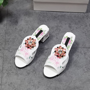 �羳荻���aŮЬ�����и�ЬŮ�W���A�^�ָ�Ьһ�_�����_��Ь���