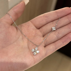 ティチS925純銀超フラッシュ四葉草ネックレス女性名媛風高級感満ドリル花軽贅沢鎖骨鎖潮
