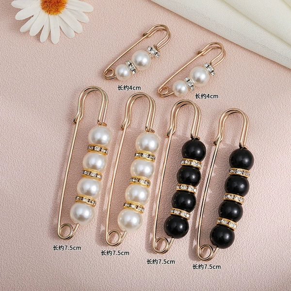 Small brooch, set, 2 pieces, 4 pieces