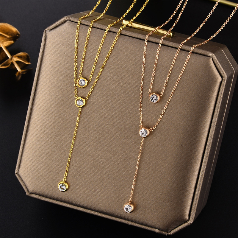 Sweet Geometric Titanium Steel Plating Zircon Necklace 1 Piece display picture 1