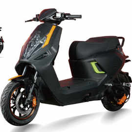 跨境出口XF电动摩托车大功率电摩大踏板高速长跑王电动车电瓶车