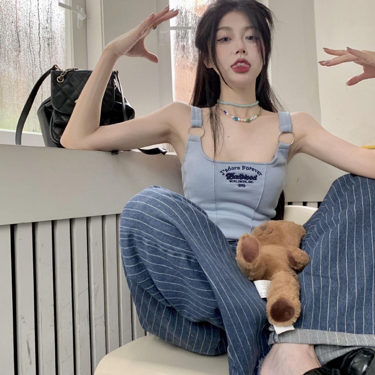 Nueva chica caliente anillo de hierro chaleco pequeño Honda verano viene con almohadilla en el pecho fijo logotipo bordado adelgazamiento Fishbone corto top