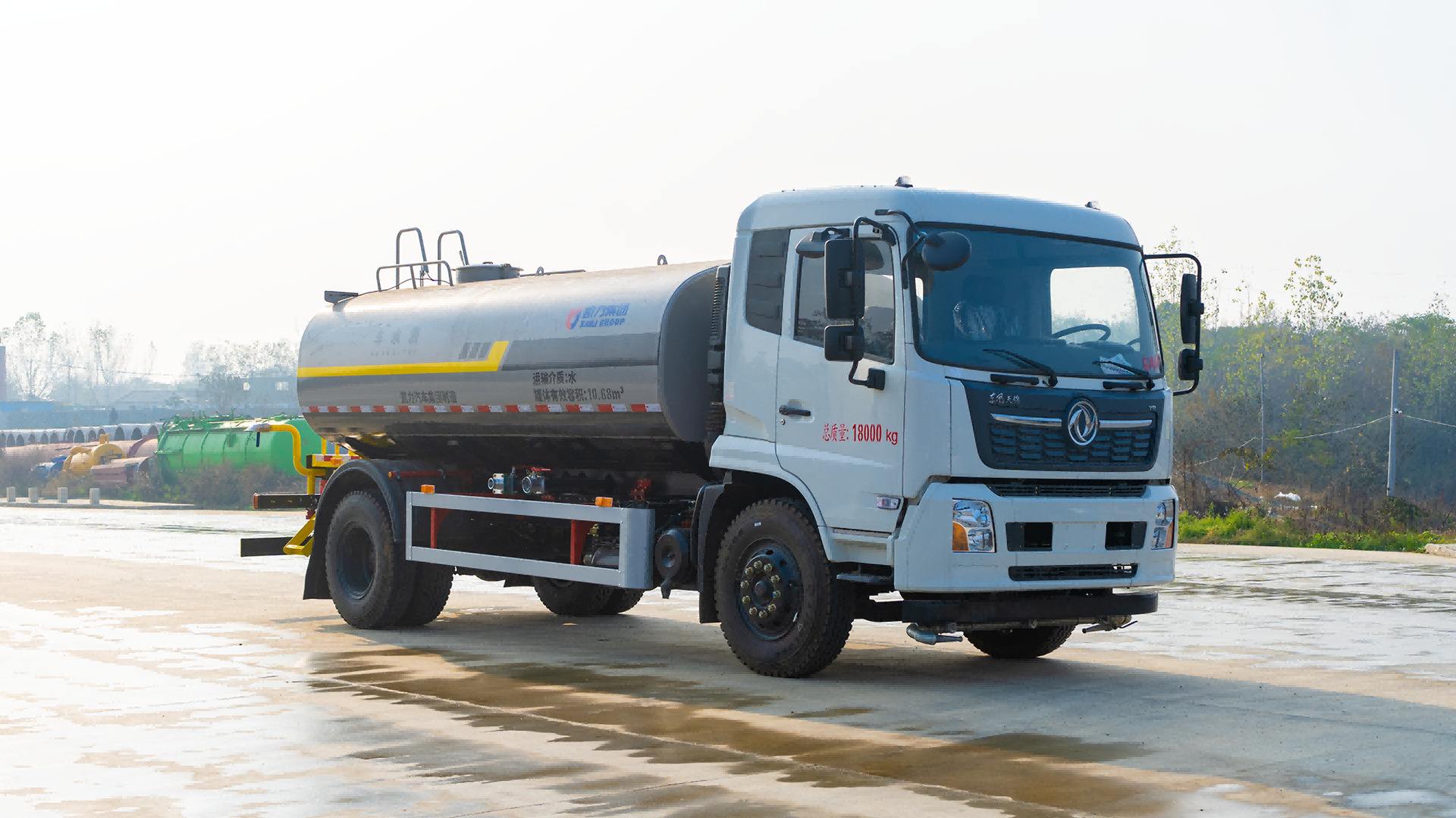 National Vi Dongfeng Tianjin 14-Cubic-Meter Sprinkler Truck, 15-Cubic-Meter Foton Sprinkler Truck, Landscaping and Roadworks Spraying Vehicle