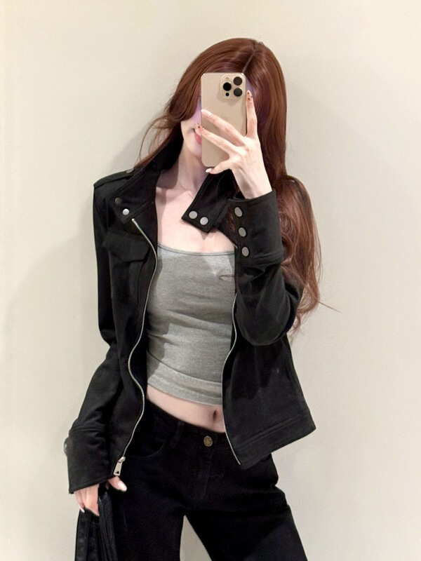 Retro black faux suede jacket for women, spring/autumn 2026 new collection, loose-fitting design, casual style, stand-up collar, trendy spring/autumn jacket Retro black faux suede jacket for women, spring/autumn 2026 new collection, loose-fitting design, casual style, stand-up collar, trendy spring/autumn jacket