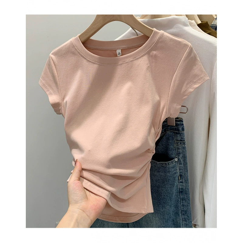 Уникальная и красивая розовая футболка с короткими рукавами на правое плечо для женщин, лето 2025, новый топ с утягивающим дизайном на талии