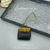 Чёрный (золотистая цепочка)