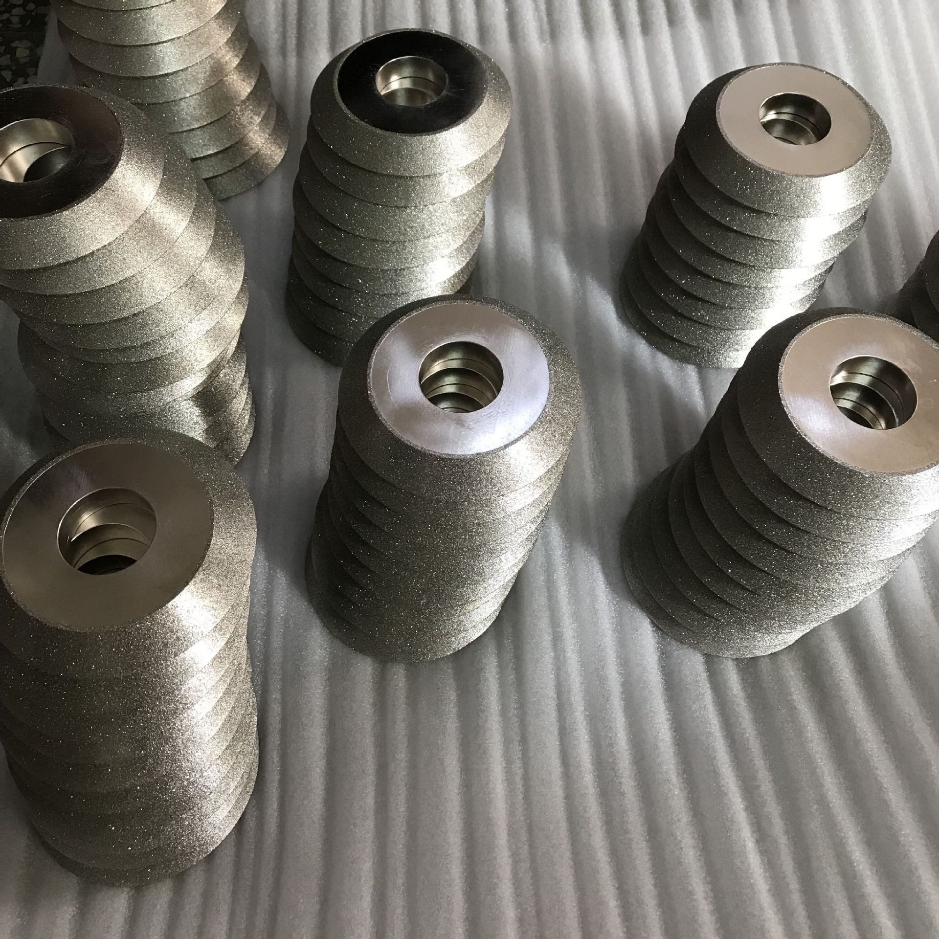 金刚砂单斜边磨角度砂轮电镀金刚石单斜边磨砂轮表面喷砂均匀