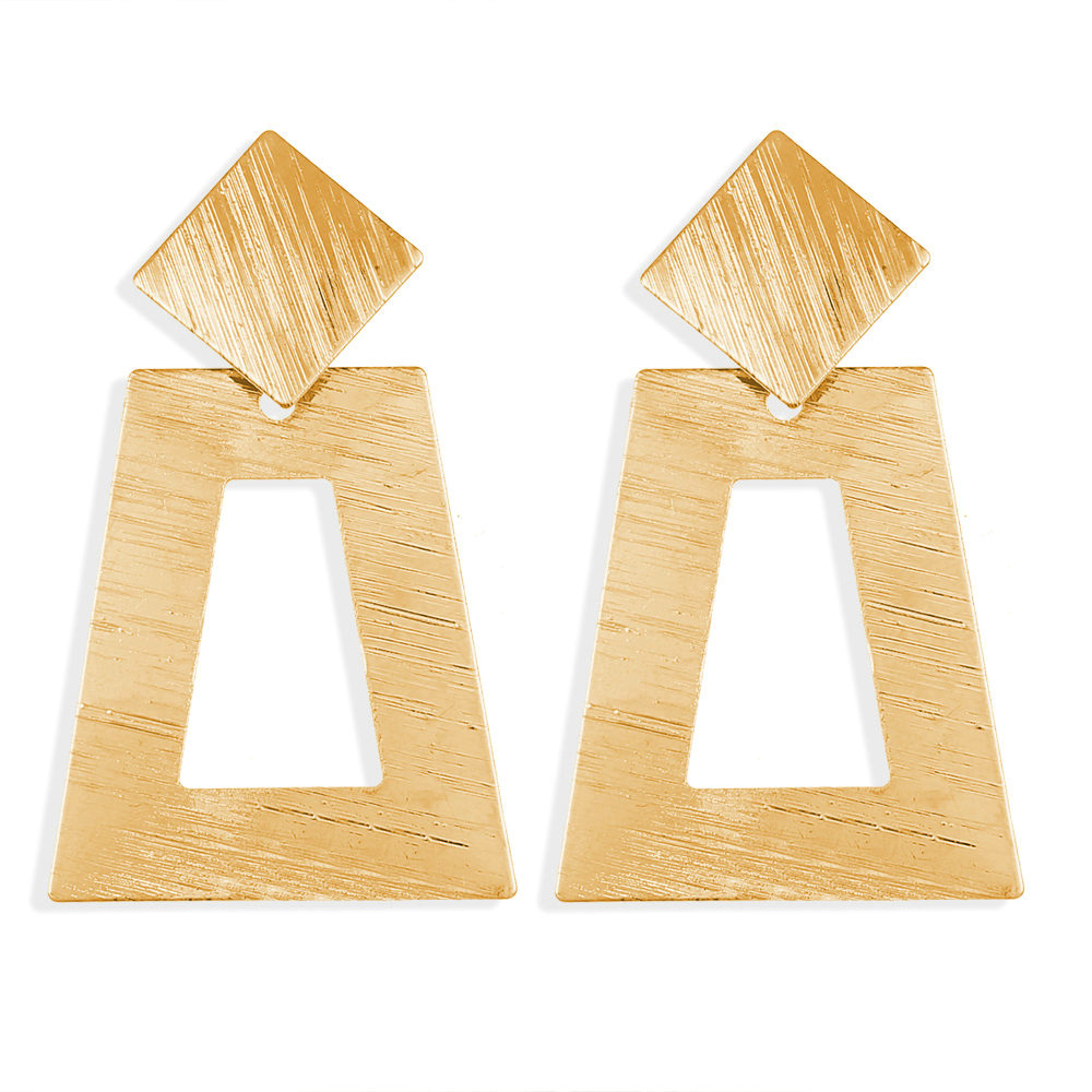 Fashion Punk Style Golden Geometric Large Size Alloy Earrings display picture 2