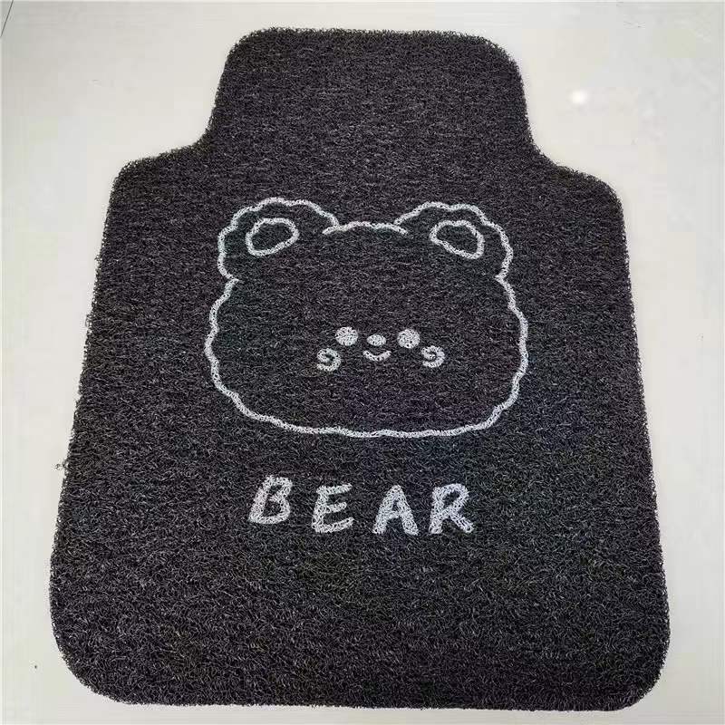 Car Anti-Slip Wire: Universal Universal Foot Pad - curly-bear-front-1-pc