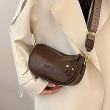 �S�����l��ʿ�D��������м�ɫС�����^�������μ�����eб���Ů