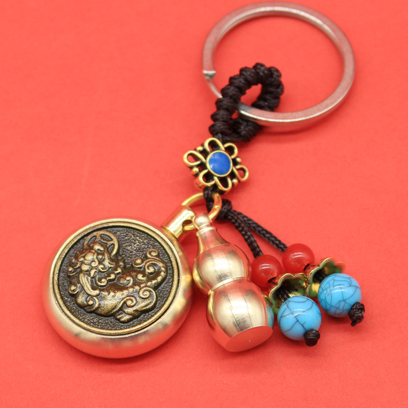 真鍮のキーホルダーはお金を回して、無事に宝吉祥如意の真の銅の装飾品を募集します。