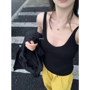 Summer top with cups, fitted sexy T-shirt