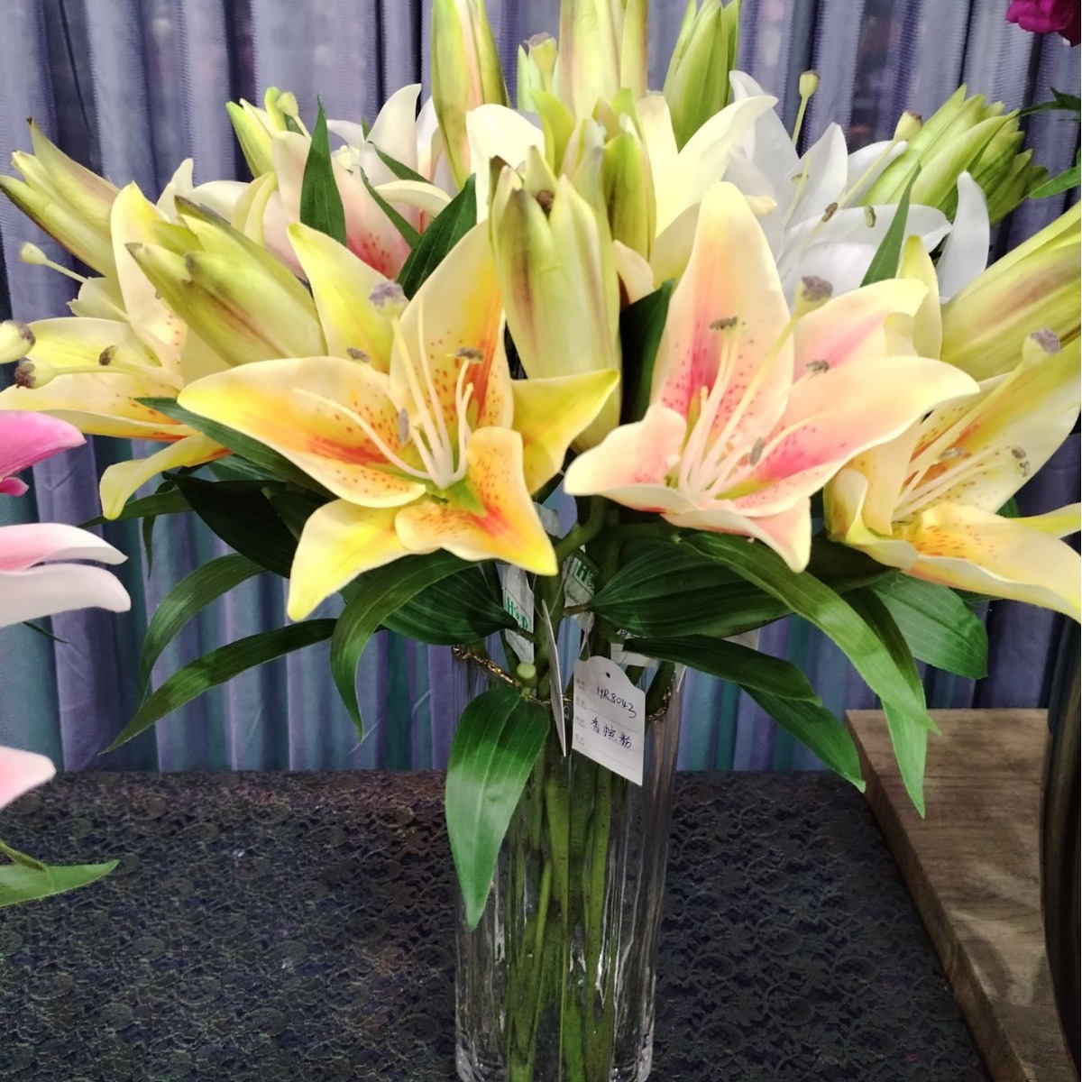 Realistic perfume, decorative flowers, flower arrangements, creative artificial flowers for home use 3