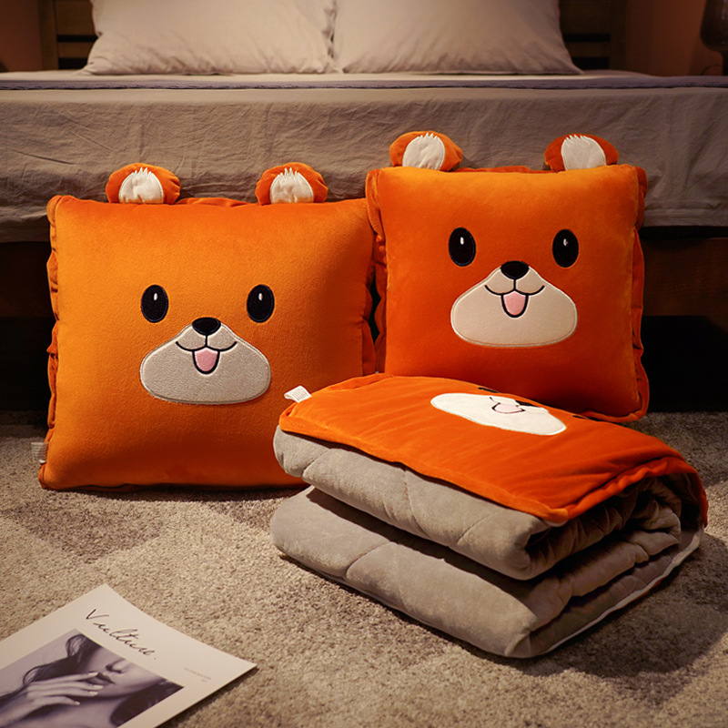 연한 갈색의 귀여운 곰