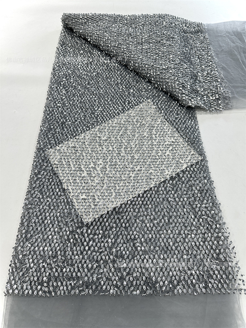 Fábrica de stock de bordado de sequinilla medio rollo de cebolla dorada multicolor ropa de brindis de alta fijación tela de vestido de cena