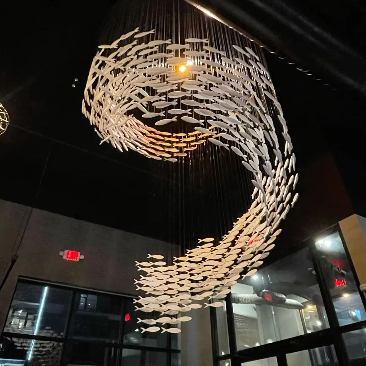 Customized Fish-Shaped Chandelier Hotel Lobby Glass Non-Standard Engineering Fish School Dolphin Wedding Decorative Art Chandelier