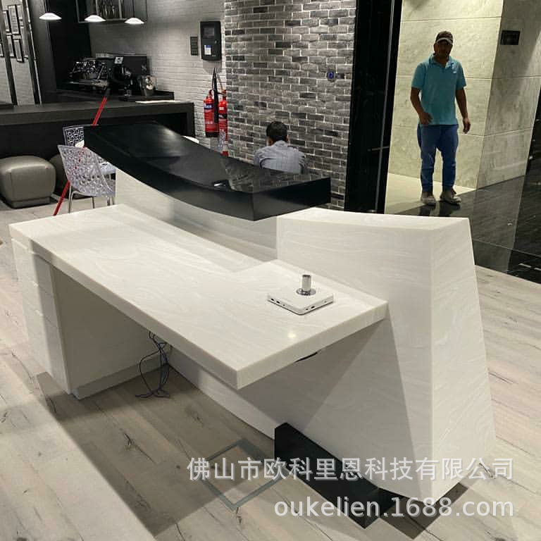 106921856_586288392077945_7217