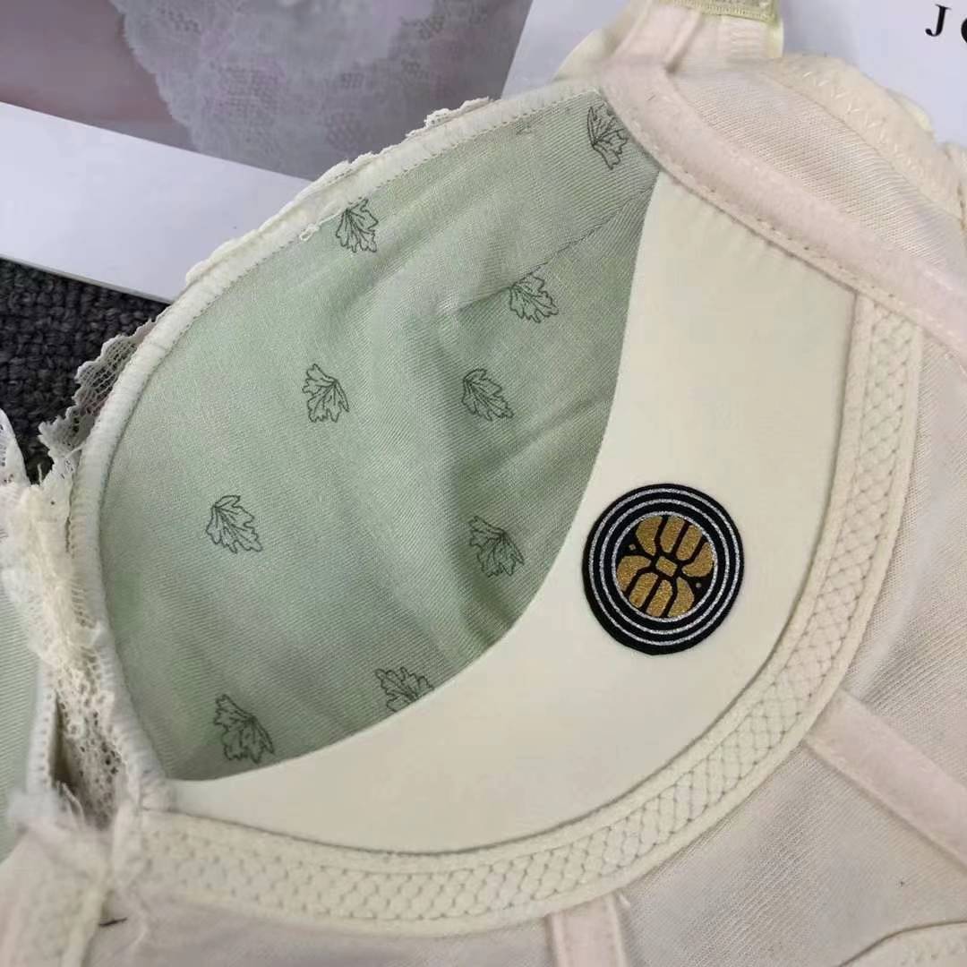 Nuevo sujetador de alta calidad de moda de encaje jacquard transpirable y cómodo ajuste lateral de pecho de botón múltiple ropa interior mujer
