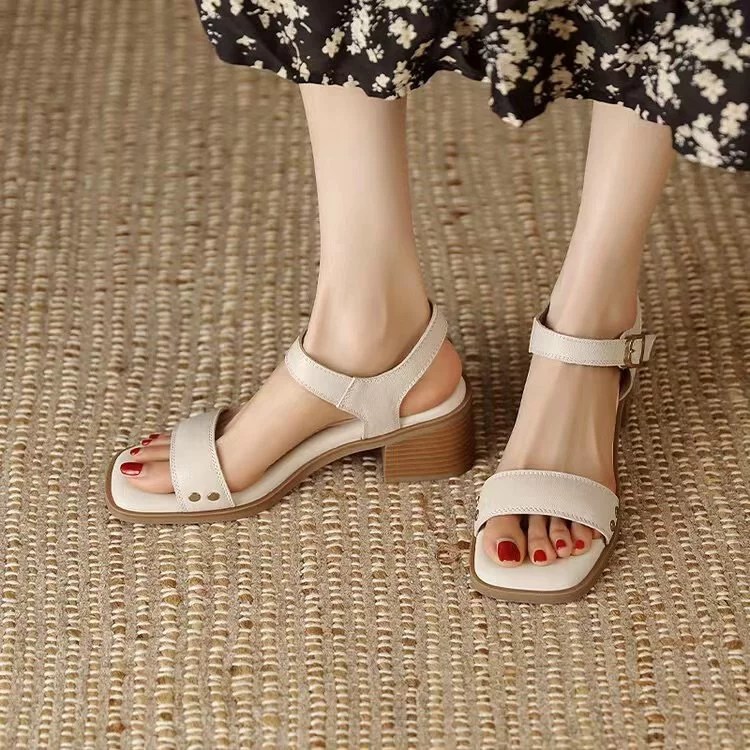 Женские босоножки 2024, летняя новинка, в стиле феи, французские, с одним ремешком, на массивном каблуке, универсальные, с открытым квадратным носком, на высоком каблуке
