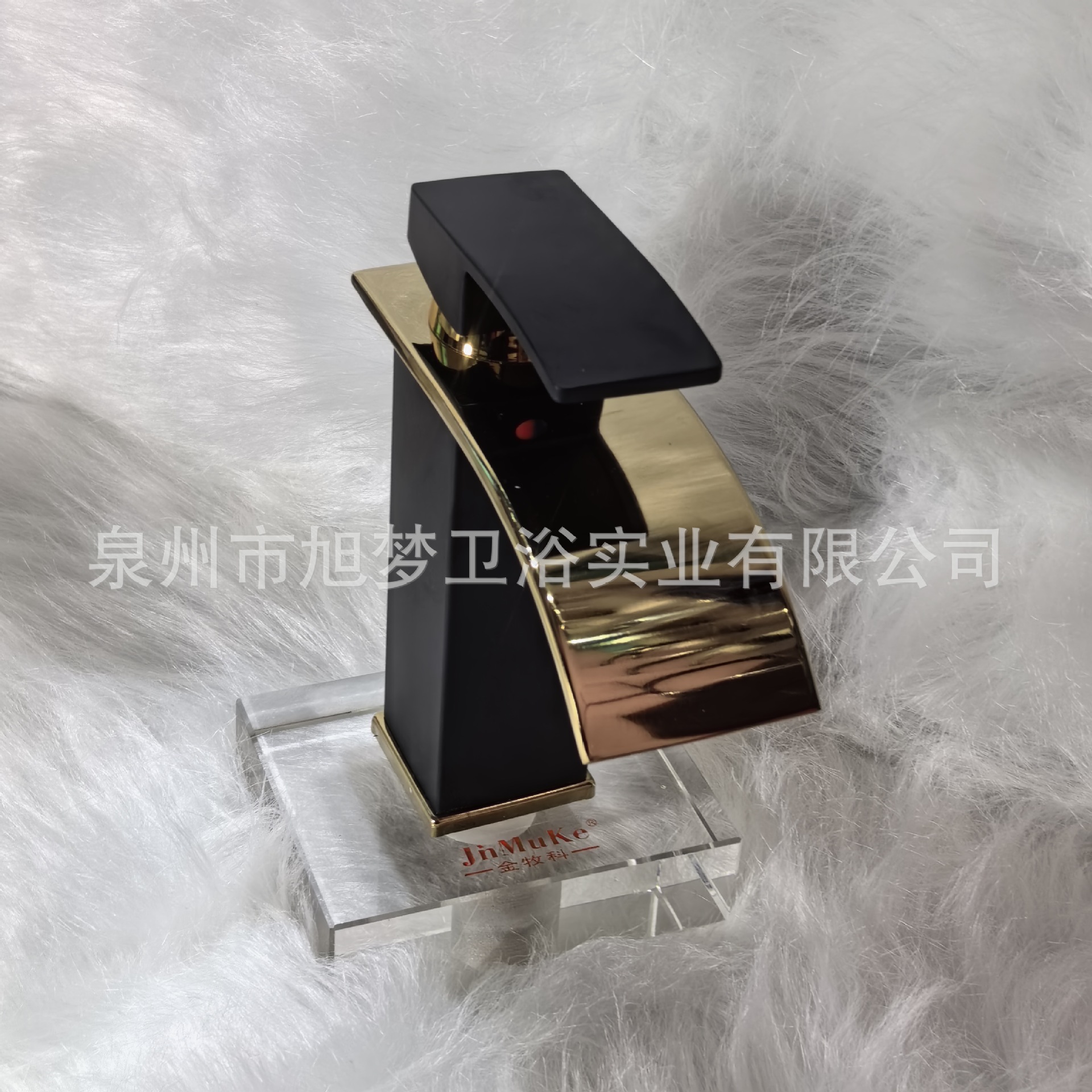 Grifos de cascada personalizados de acero inoxidable boca plana grifos cuadrangulares transfronterizos de comercio electrónico comercio exterior grifos de lavabos calientes y fríos