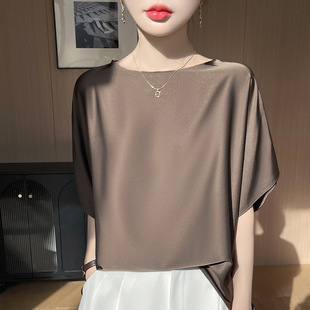 �OӋ��һƬʽ㼑��L����Ů�Ĵ��ᾄ��A�I�������ٴ�������С��