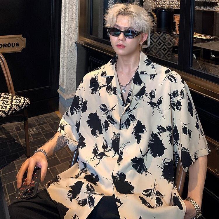 Short-sleeved summer shirt with a stylish and sophisticated French Cuban collar pattern, men's set with a sense of tension, made of ice silk Short-sleeved summer shirt with a stylish and sophisticated French Cuban collar pattern, men's set with a sense of tension, made of ice silk