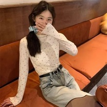 设计感小碎花半高领长袖T恤女秋冬季新款修身显瘦打底衫别致上衣
