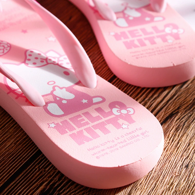 Шлепанцы (Hello Kitty) пляжные сандалии, гибкая нескользящая подошва, размеры 230–250 мм