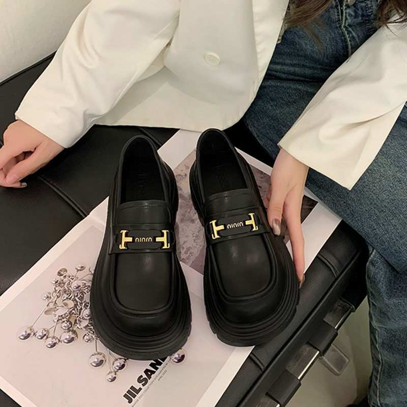 女性用厚底ローファー 2025 新作人気春モデル身長を伸ばす婦人靴小さな革靴万能靴黒靴|undefined
