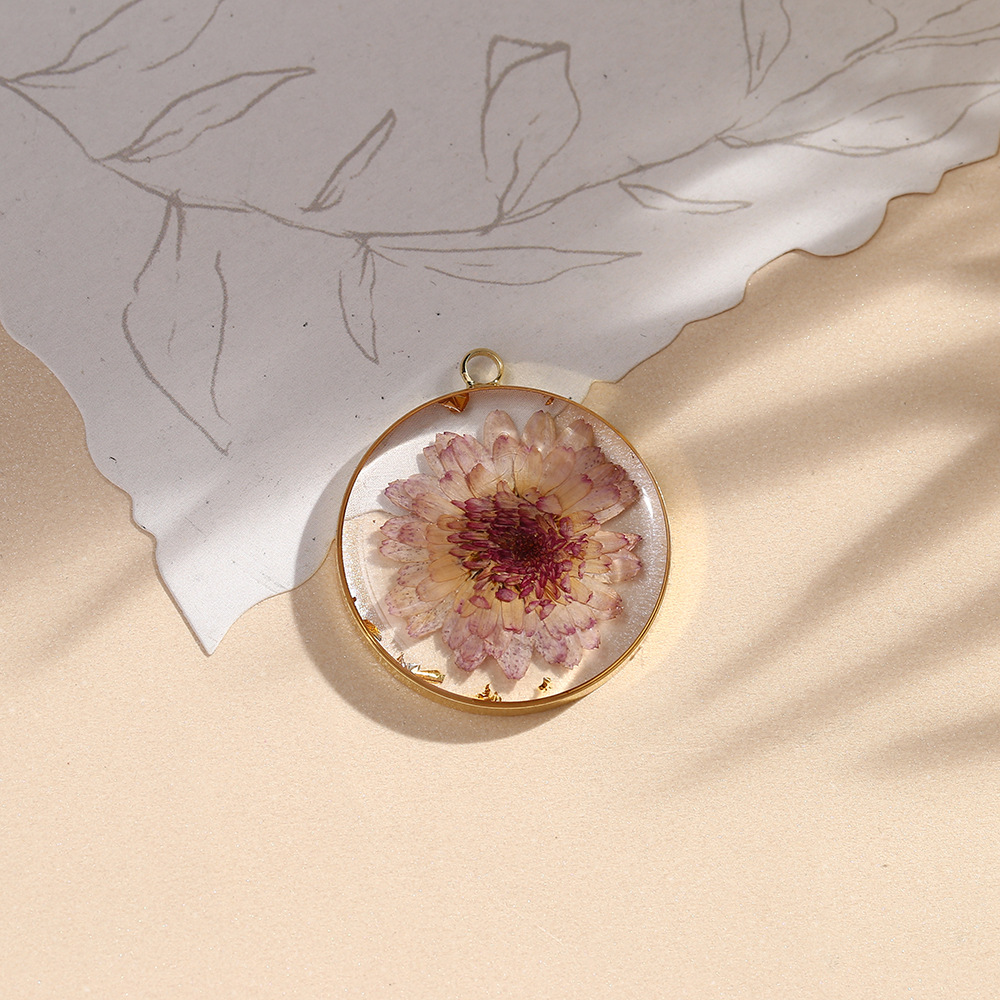 100g Weight Pendant Jewelry Making Type Diameter 30mm Jewelry Making Size DIY Jewelry Accessories Classification 10 PCS/Package Quantity Alloy, Copper Material Flower Pattern Epoxy Design Casual, Simple Style Style 10 PCS/Package Diameter 30mm Alloy Copper Flower Pendant 7