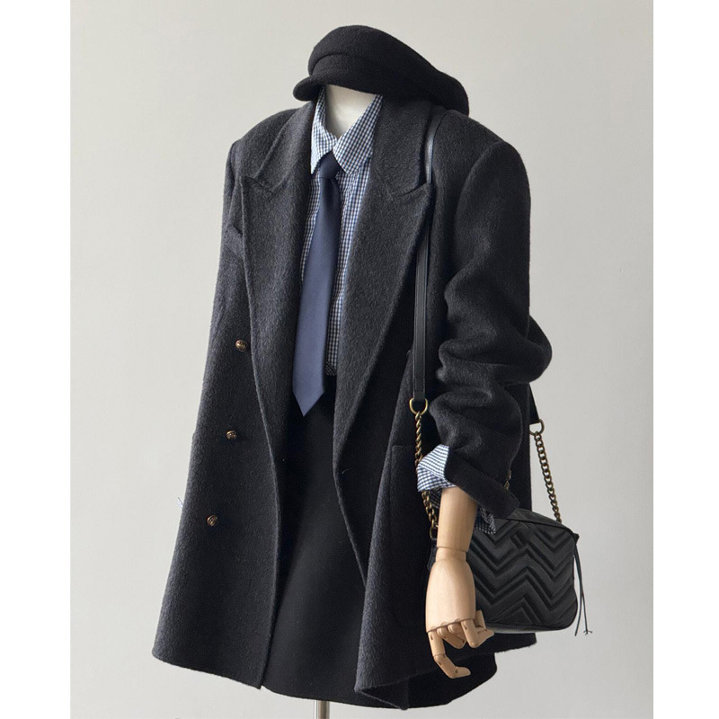 High-End Woolen Outwear for Women in Autumn and Winter 2024 New Short Suit Woolen Outwear for Small People with Elegant and Hot Style