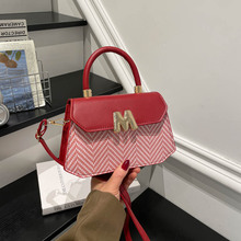 2026�¿�С��������e�r�а���Ů���С������������μ�б���