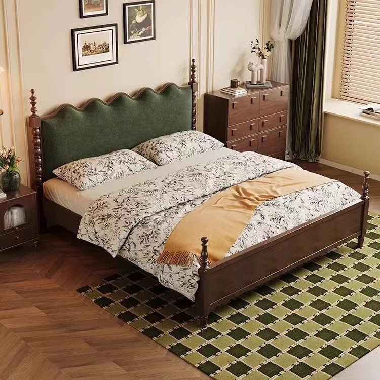 French retro master bedroom 1.8 meters double queen bed antique solid wood bed green small apartment storage soft bag bed