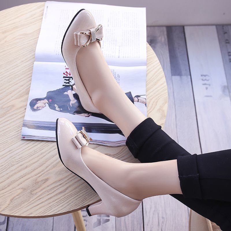High-Heeled Shoes for Women with Good Looks, New Style Single Shoes, Versatile Work Shoes, Bow-Knot Thick Heels, Medium Heels, Soft-Soled Women's Shoes, Large Size