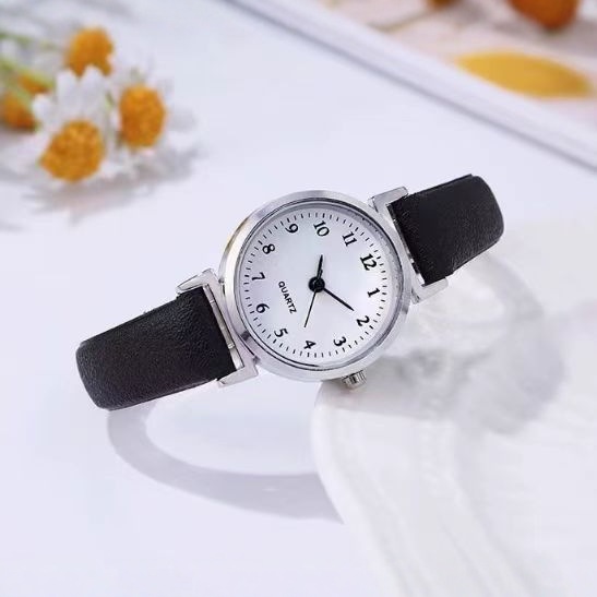Spot Korean Ladies Watch Classic Redondo Table Digital Simple Casual Practical Student Quartz Watch nicho