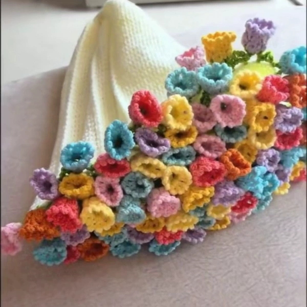 (19 round milk cotton) Colorful lily of the valley carpet material bag + delivery tool