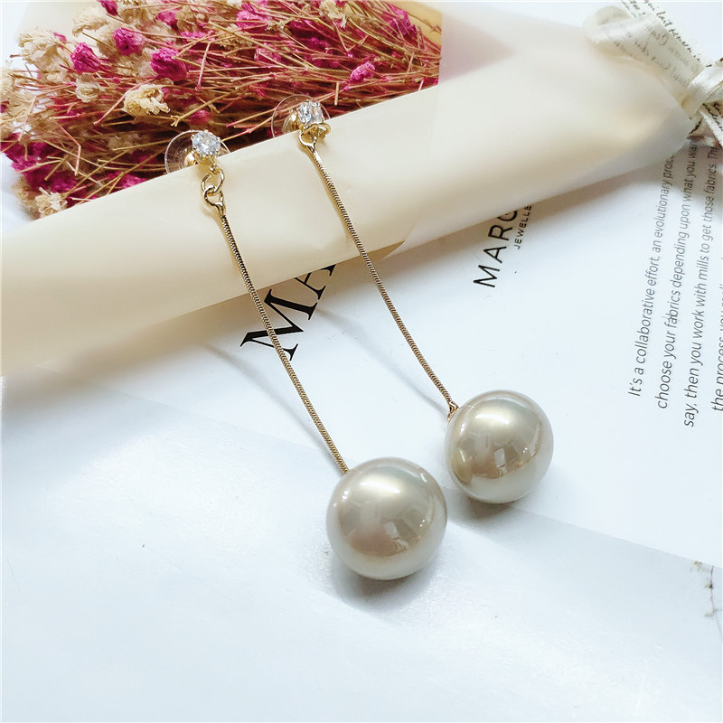 Korean Alloy Diamond Long Pearl Earrings Wholesale display picture 3