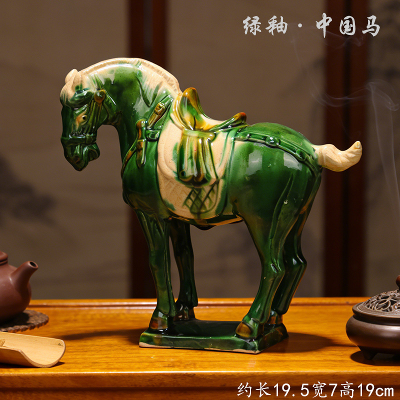 Tang tres coloridos caballos cerámicos decoraciones del año del caballo seis caballos Museo de caballos chinos artesanías decoraciones de sala de estar