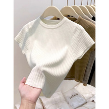 甜辣妹小个子上衣夏季2025新款正肩圆领坑条针织衫短袖女内搭打底