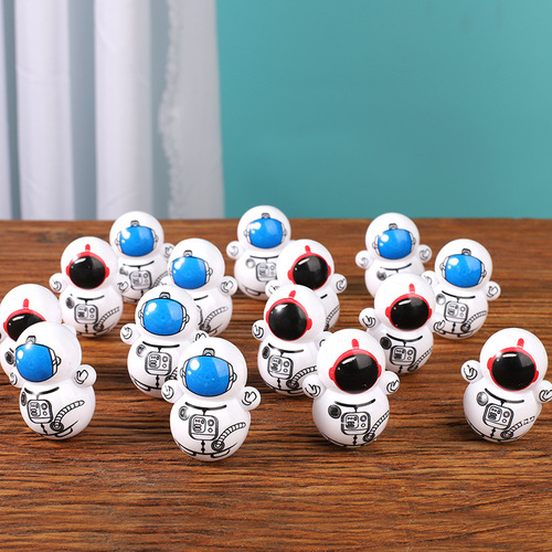 Astronaut Tumbler Desktop Small Swinging Piece Astronaut Educational Toy Astronaut Tumbler Blind Box Gacha Gift