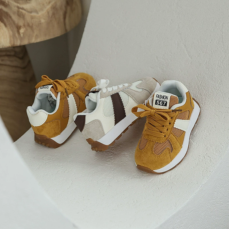 Женские тренировочные кроссовки из мягкой кожи, лето 2025, новые, сетчатые, дышащие, на шнуровке, на толстой подошве, модные, универсальные, повседневные, спортивные, трендовые.