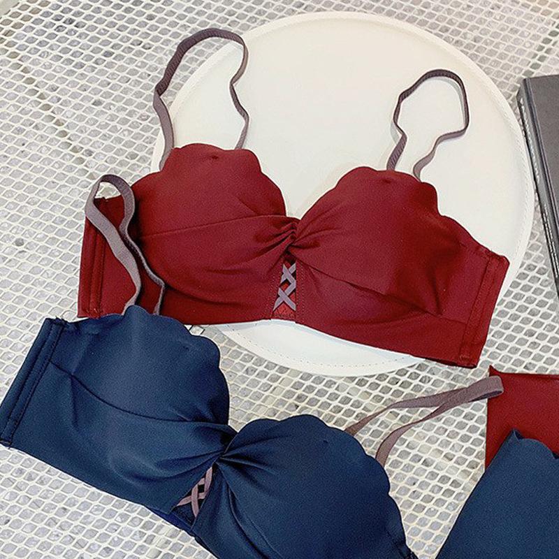 Birth year underwear seamless red underwear women's thin wedding happy comfortable small chest top support push up bra suit