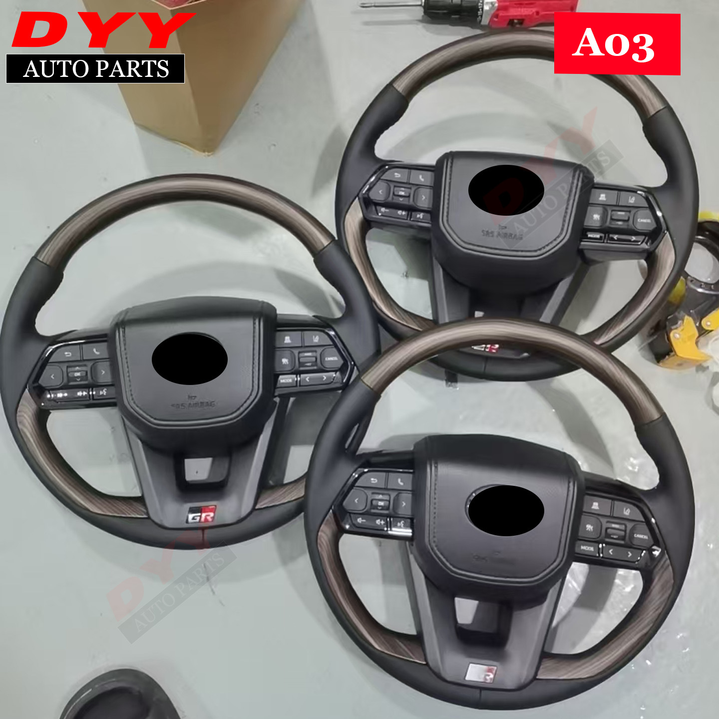 Suitable for Toyota LC300, Alphard 80 series, Hilux, Land Cruiser, Crown, wood grain steering wheel